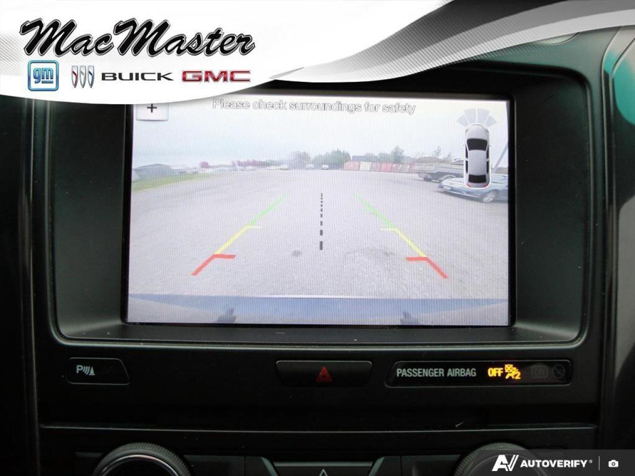 2017 Ford Explorer XLTXLT, V6, 4WD, NAV, ROOF, HEATED CLOTH, AS-TRADE Photo