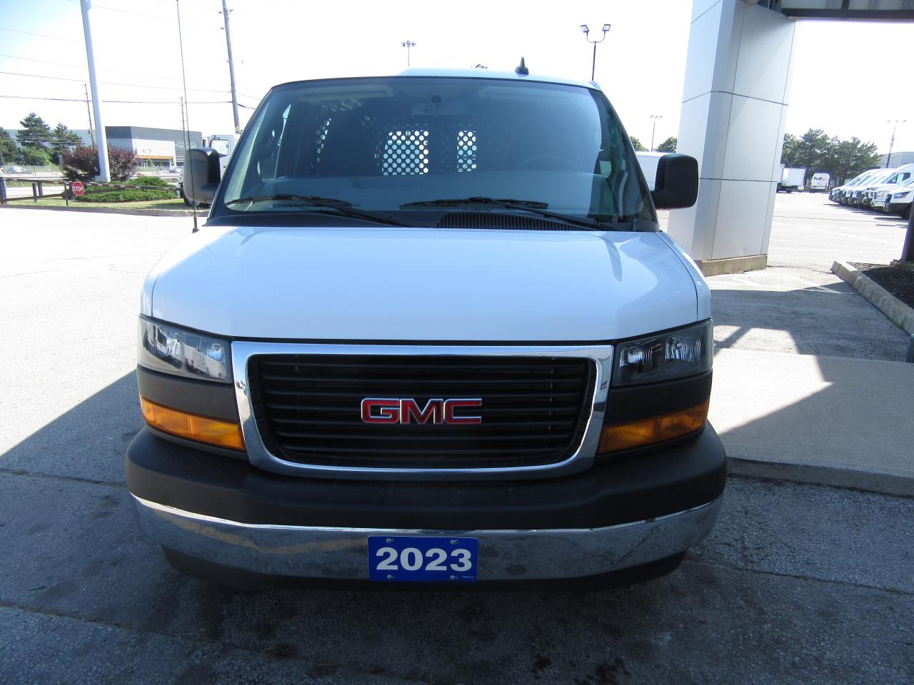 2023 GMC GMCSavana 2500 CARGO VAN WITH EXTENDED WARRANTY Photo