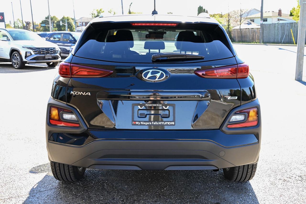 2021 Hyundai KONA Leather/AWD/ Service History Photo3