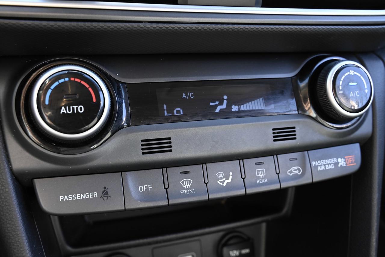 2021 Hyundai KONA Leather/AWD/ Service History Photo