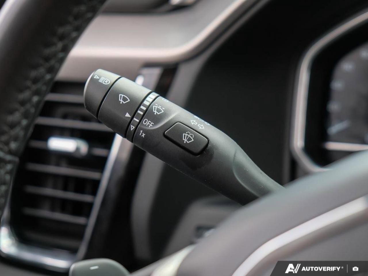 2023 GMC Sierra 1500 DenaliDENALI RESERVE, 5.3L, NAV, ROOF, LOADED, CLE Photo