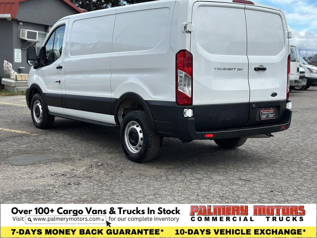 2023 Ford Transit Cargo Van SYNC 4 + DIVIDER Photo