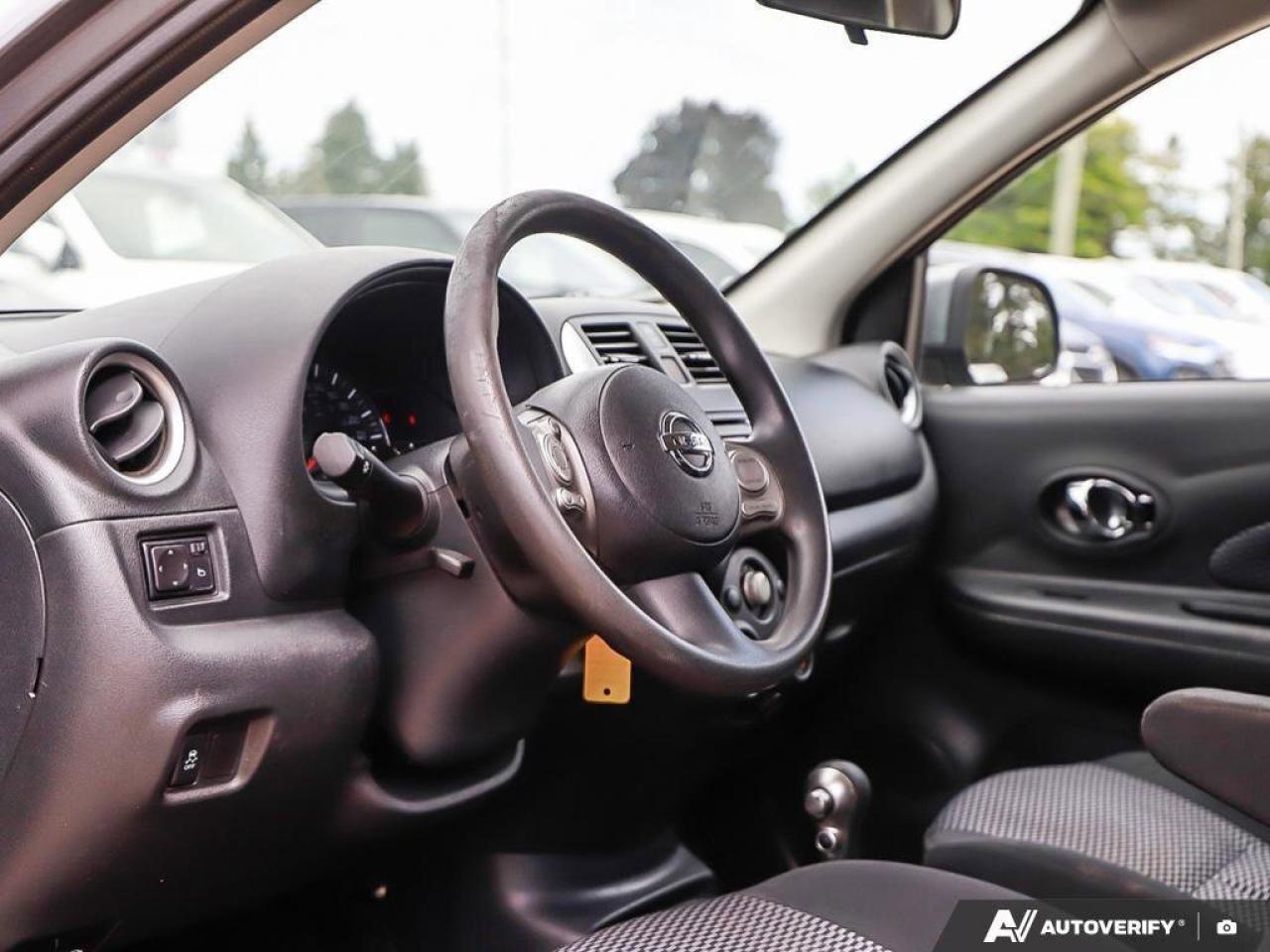 2016 Nissan Micra SVCERTIFIED AS-TRADED, ACCIDENT-FREE, AUTO, CLOTH, Photo