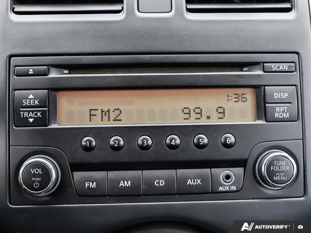 2016 Nissan Micra SVCERTIFIED AS-TRADED, ACCIDENT-FREE, AUTO, CLOTH, Photo