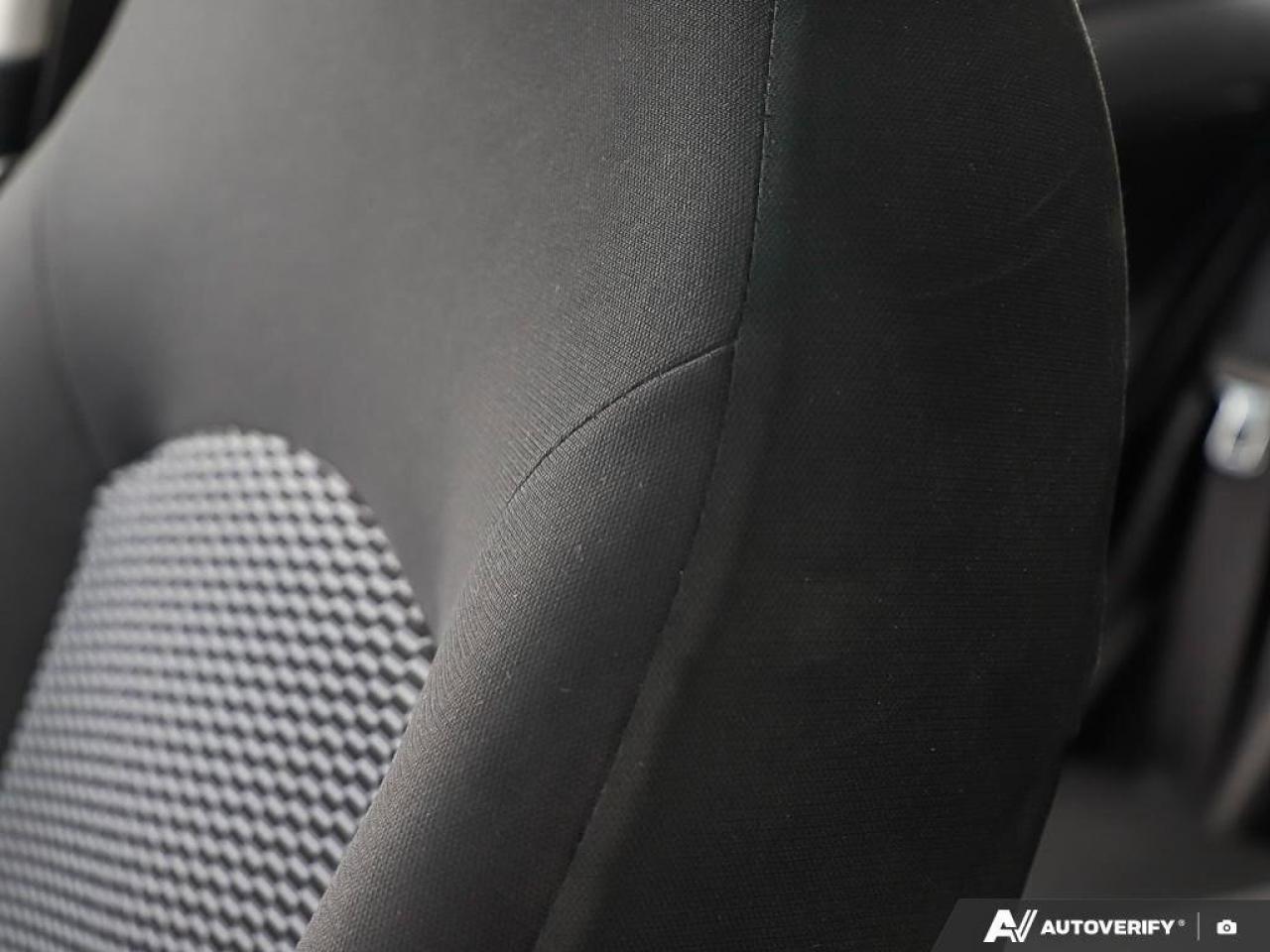 2016 Nissan Micra SVCERTIFIED AS-TRADED, ACCIDENT-FREE, AUTO, CLOTH, Photo