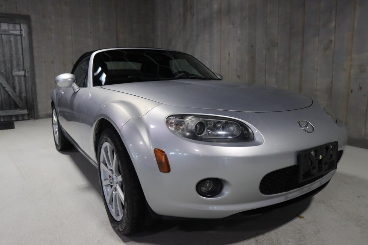 Used 2007 Mazda MX-5 2dr Conv Manual Grand Touring for sale in Concord, ON