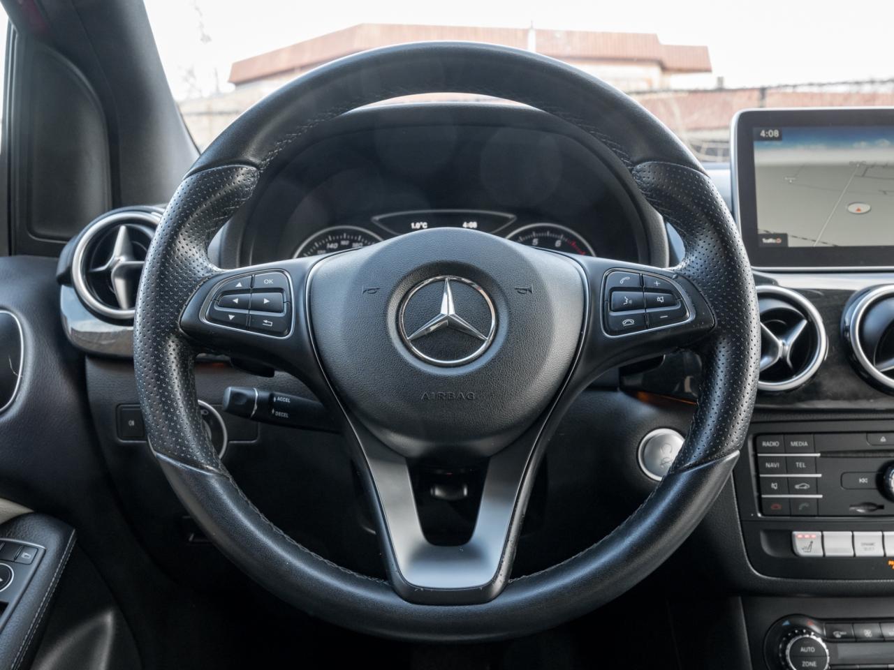 2016 Mercedes-Benz B-Class 4dr HB B 250 Sports Tourer 4MATIC LOW MILEAGE NO A Photo