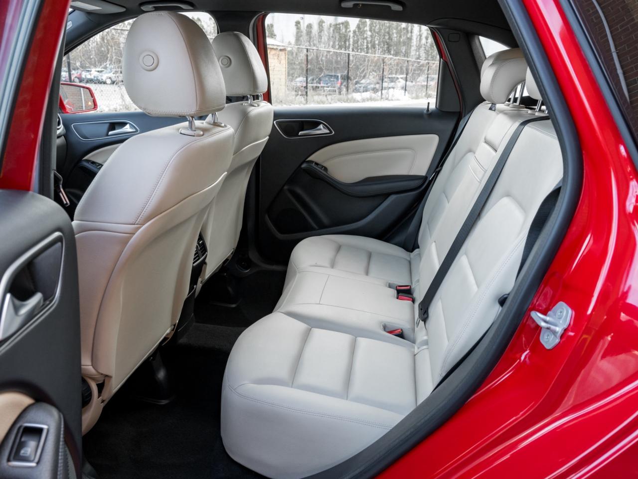 2016 Mercedes-Benz B-Class 4dr HB B 250 Sports Tourer 4MATIC LOW MILEAGE NO A Photo