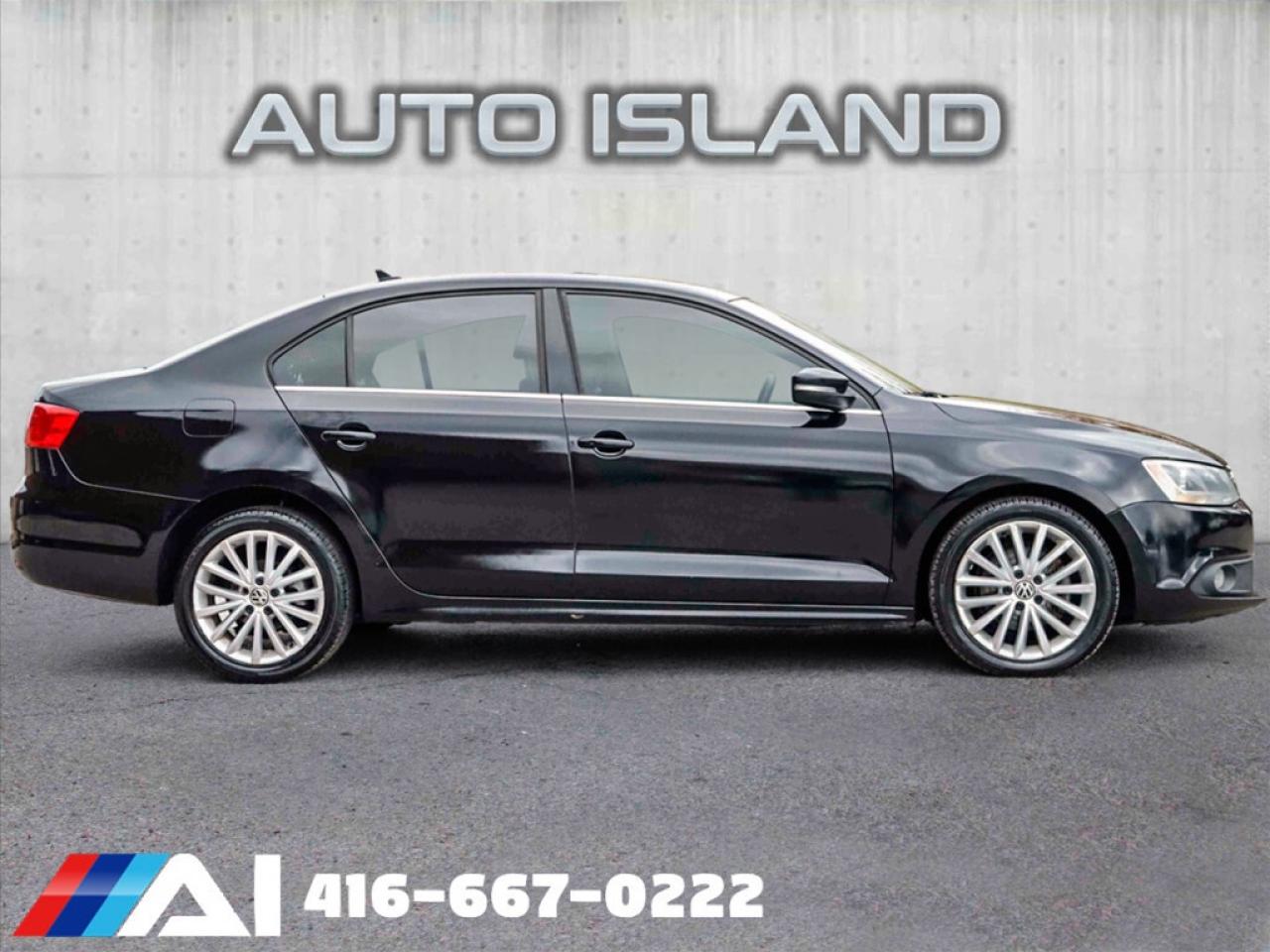 2012 Volkswagen Jetta Sedan 2.0T TDI DSG Highline Photo