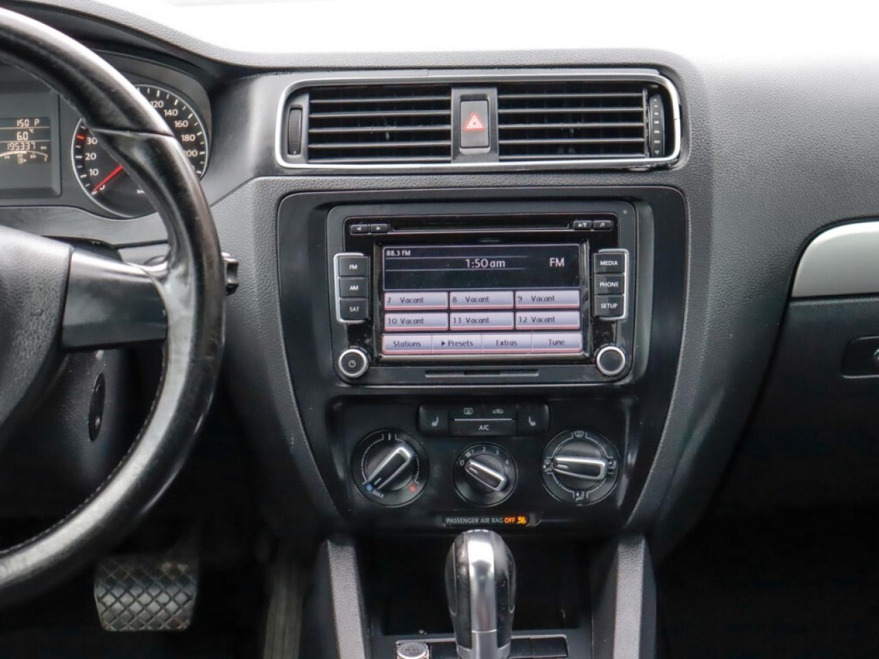 2012 Volkswagen Jetta Sedan 2.0T TDI DSG Highline Photo