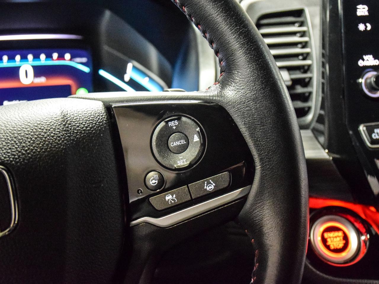 2023 Honda Odyssey Black Edition Photo