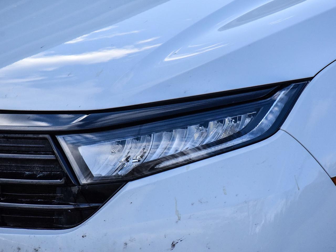 2023 Honda Odyssey Black Edition Photo4