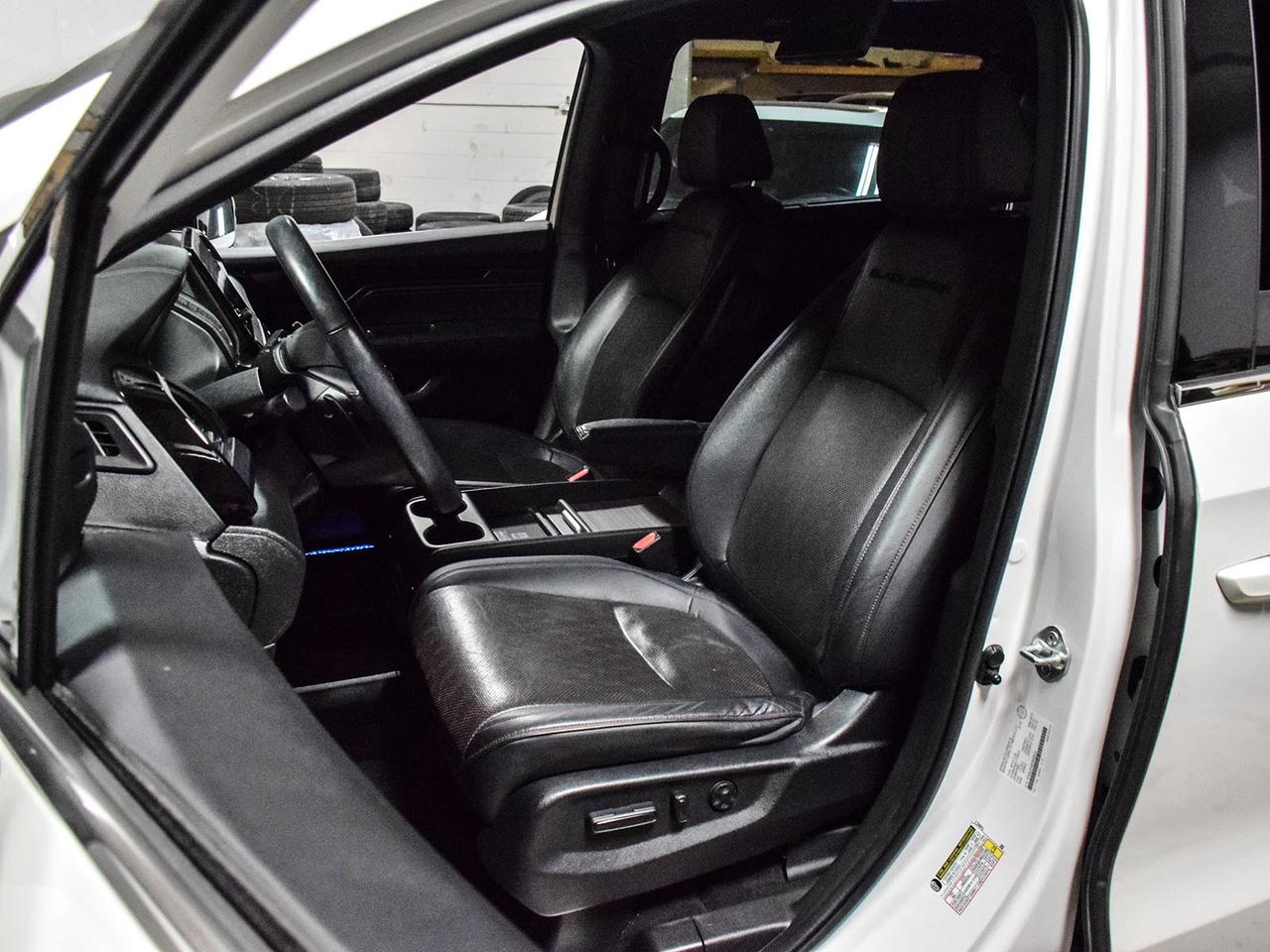 2023 Honda Odyssey Black Edition Photo