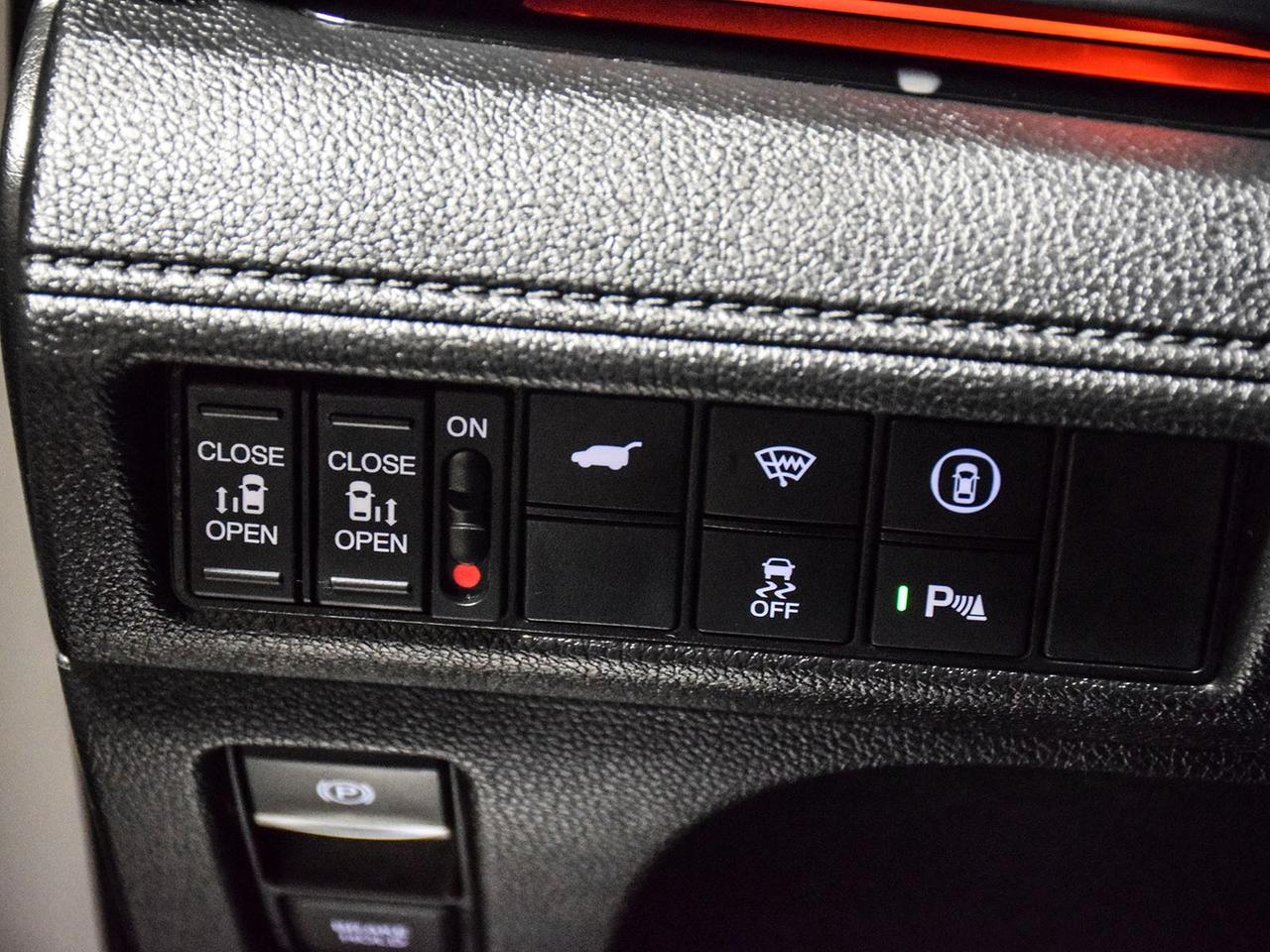 2023 Honda Odyssey Black Edition Photo