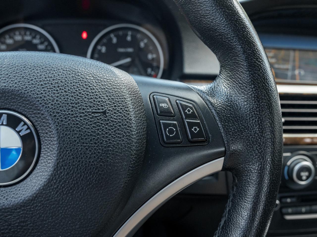 2011 BMW 3 Series 328i xDrive AWD Classic Ed Photo