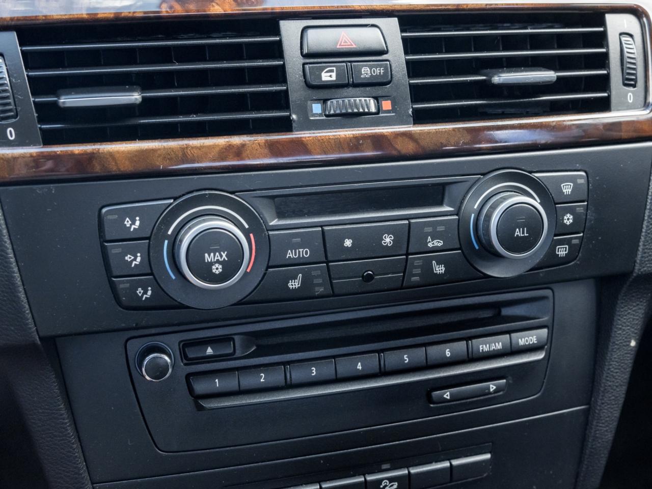 2011 BMW 3 Series 328i xDrive AWD Classic Ed Photo