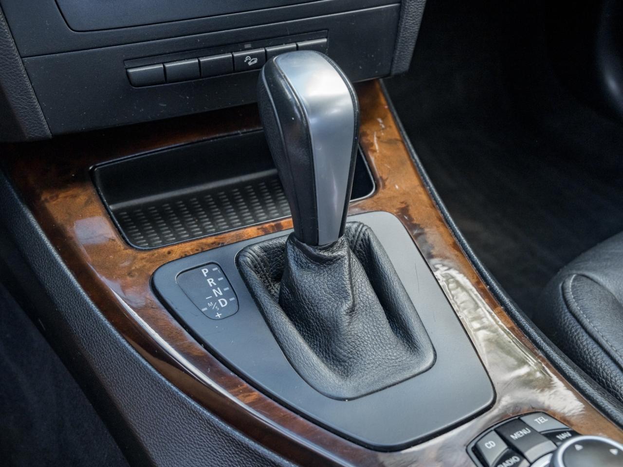 2011 BMW 3 Series 328i xDrive AWD Classic Ed Photo