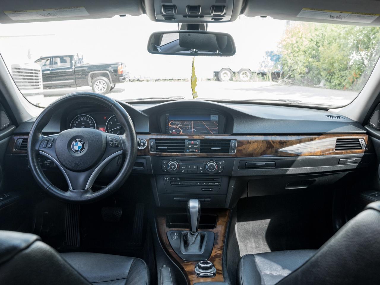 2011 BMW 3 Series 328i xDrive AWD Classic Ed Photo