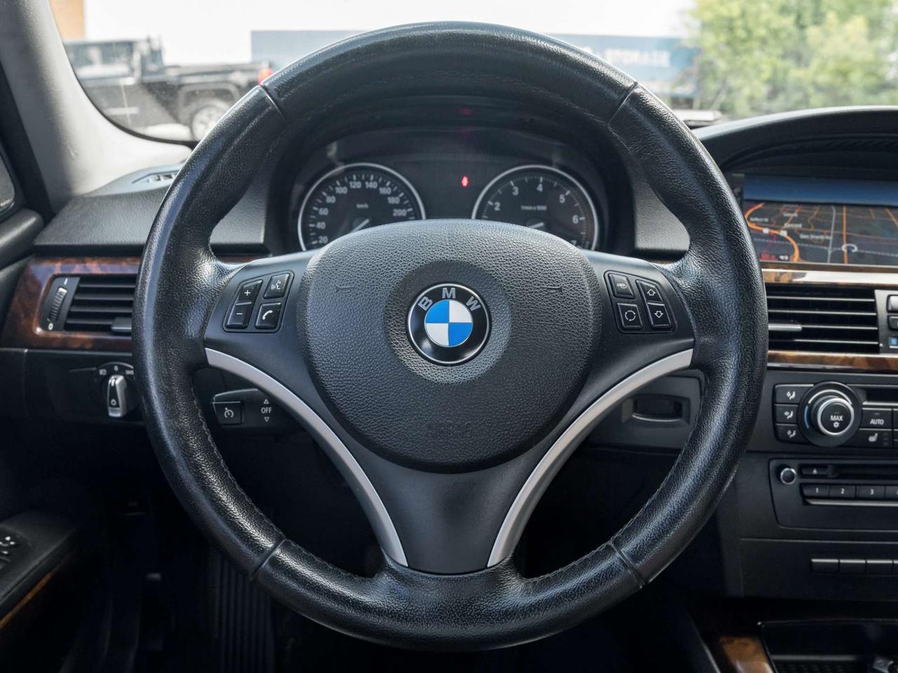 2011 BMW 3 Series 328i xDrive AWD Classic Ed Photo