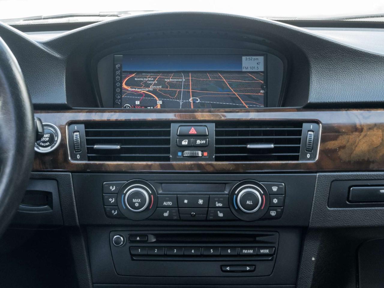 2011 BMW 3 Series 328i xDrive AWD Classic Ed Photo