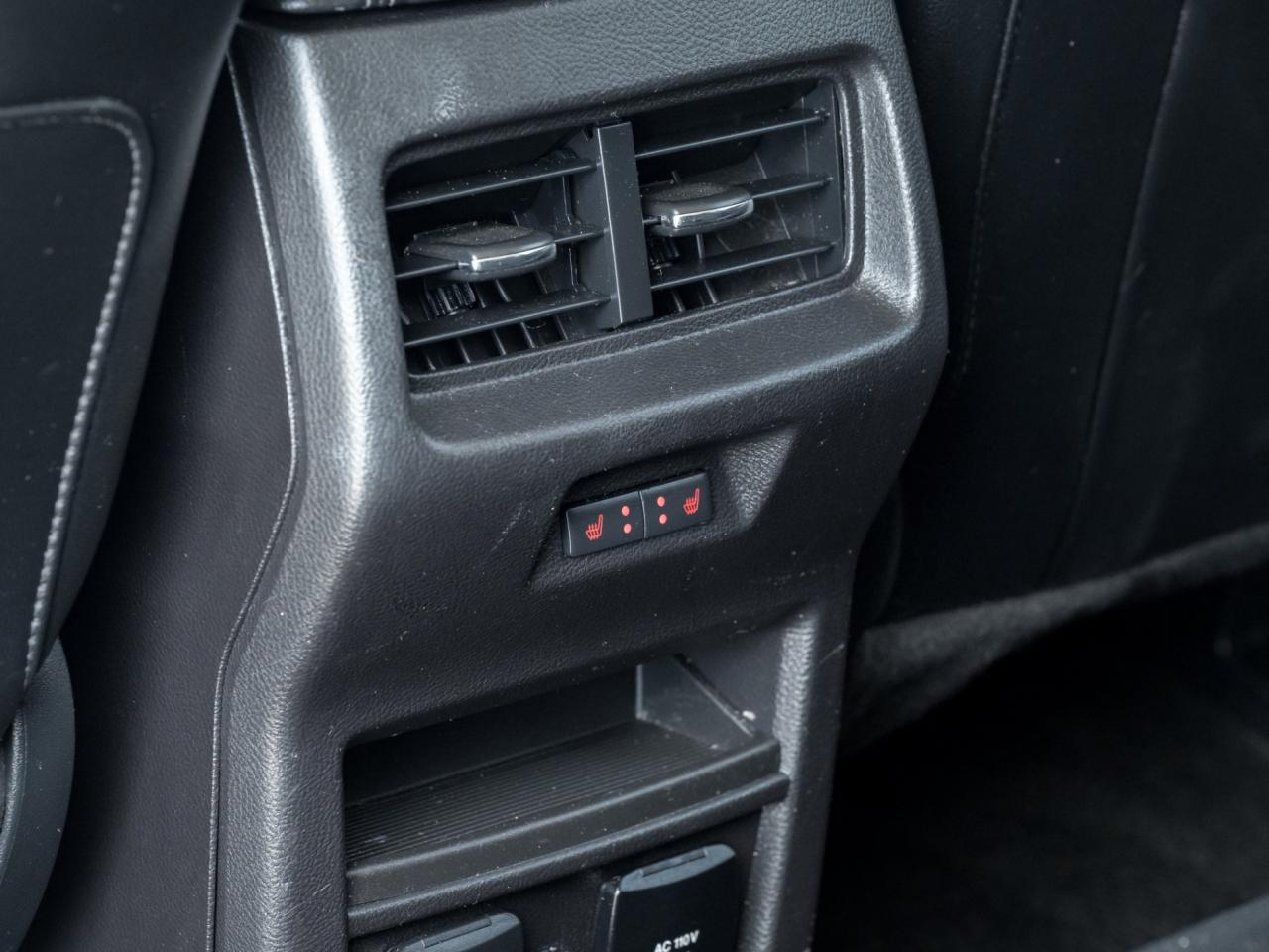 2017 Ford Edge Titanium AWD Photo