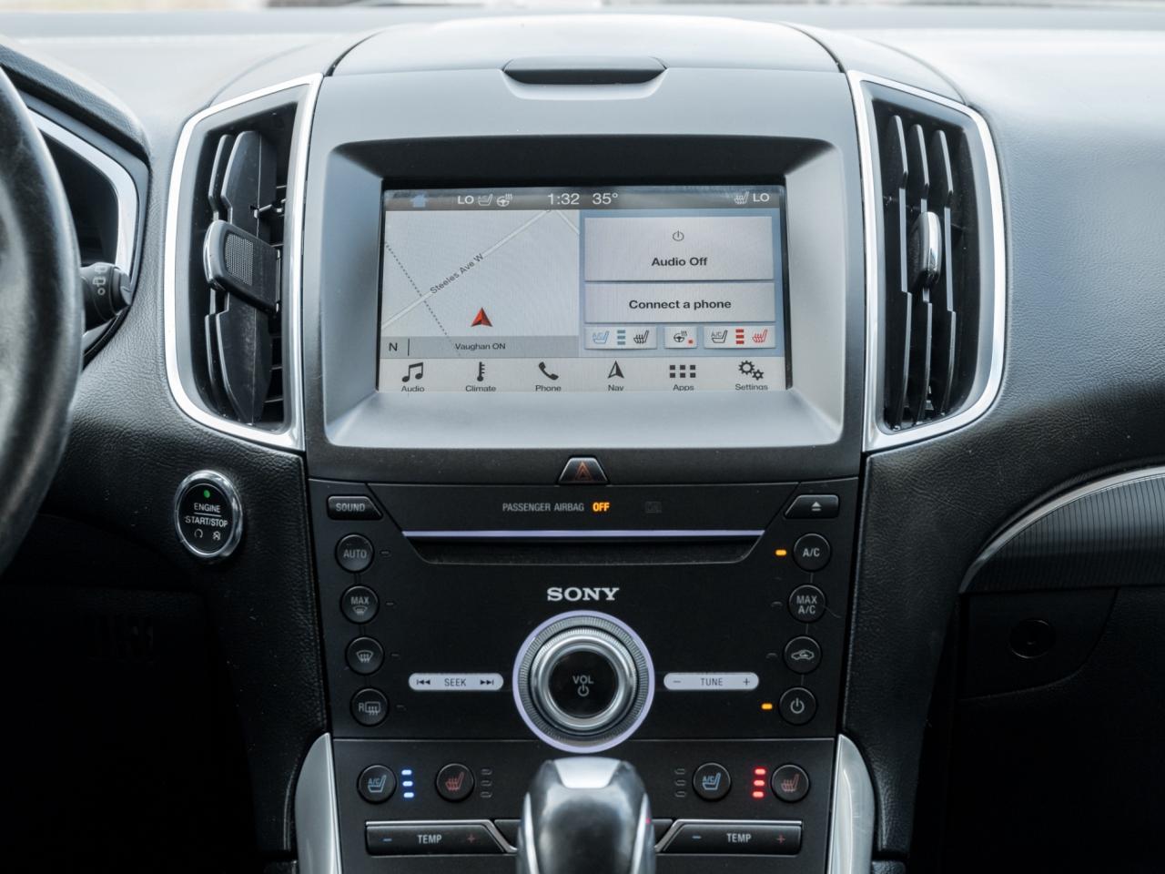 2017 Ford Edge Titanium AWD Photo