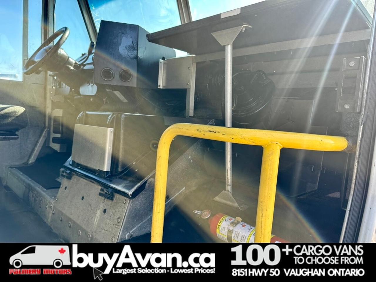 2017 Ford Econoline E-450 17FT Morgan Olson Step Van Photo