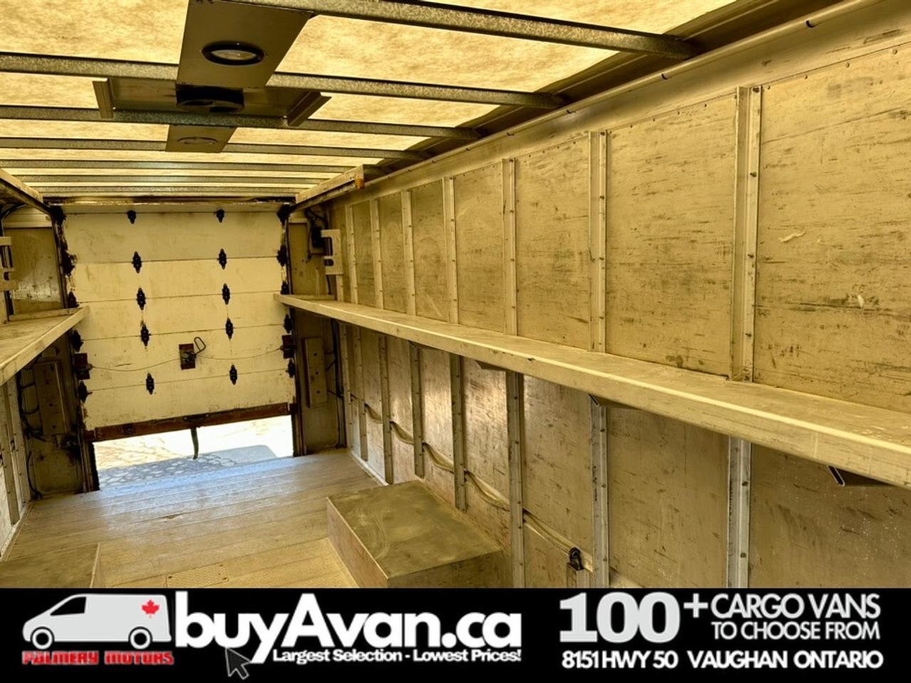 2017 Ford Econoline E-450 17FT Morgan Olson Step Van Photo