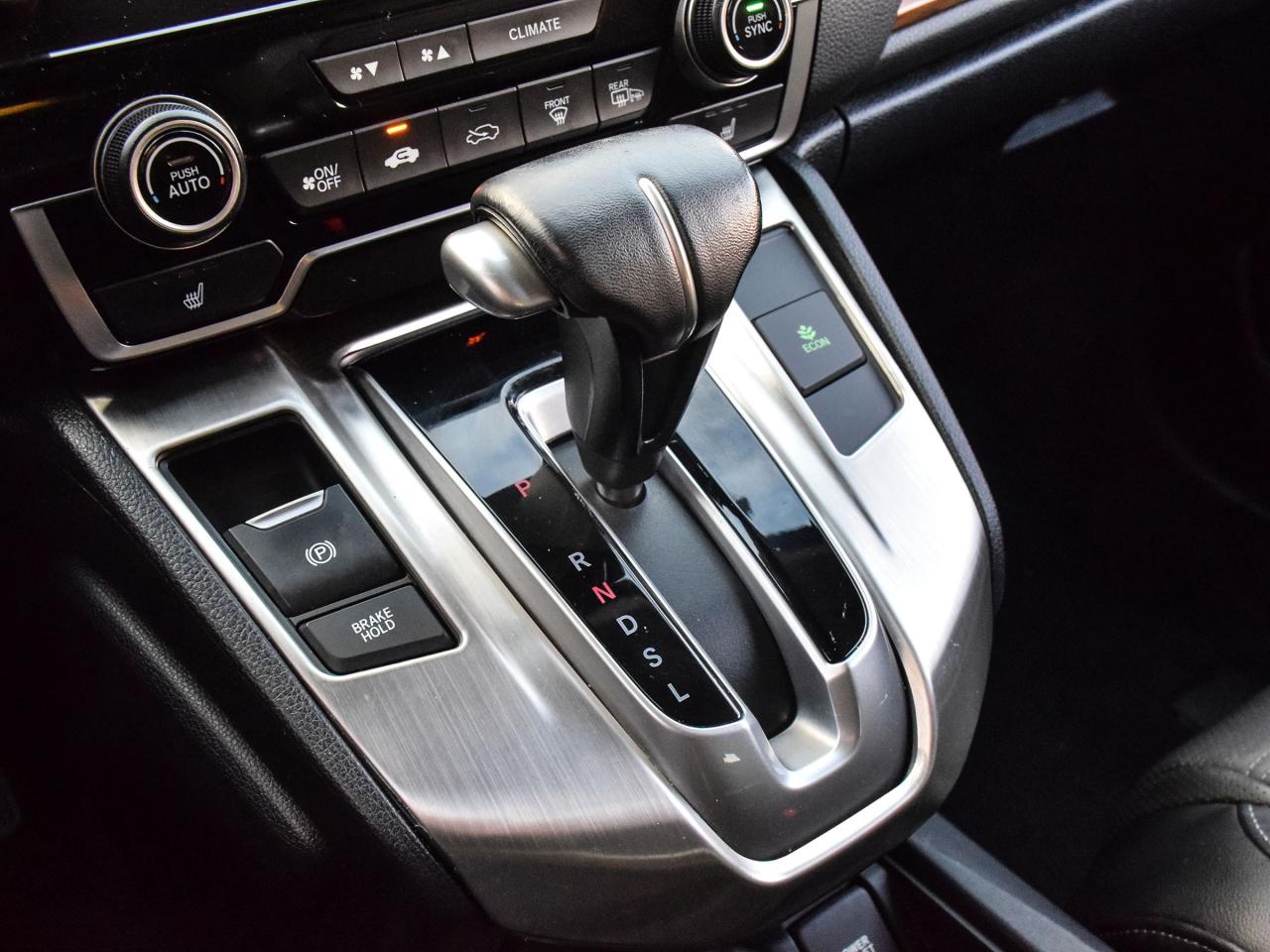 2019 Honda CR-V Touring Photo