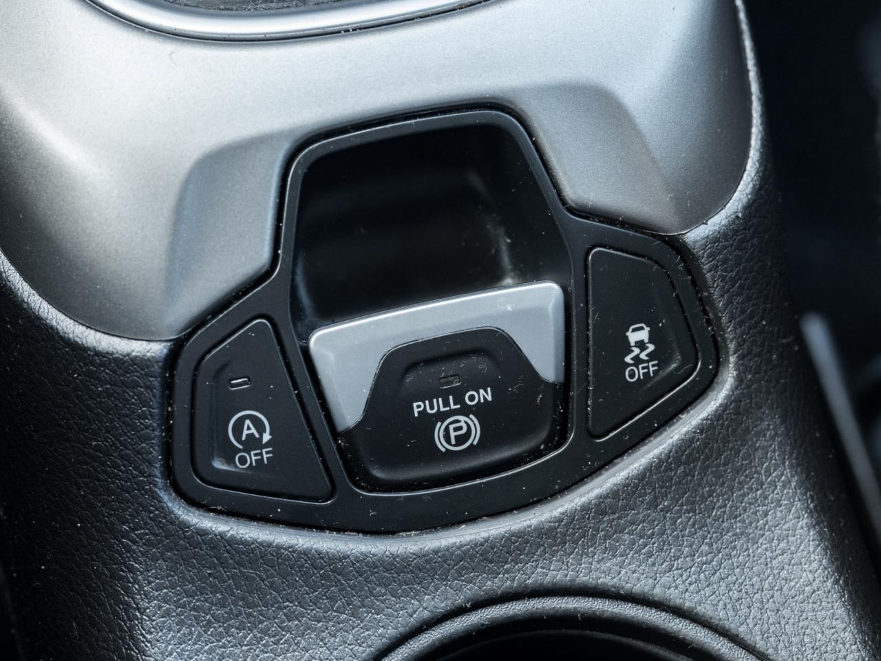 2020 Jeep Compass North FWD *Ltd Avail* Photo