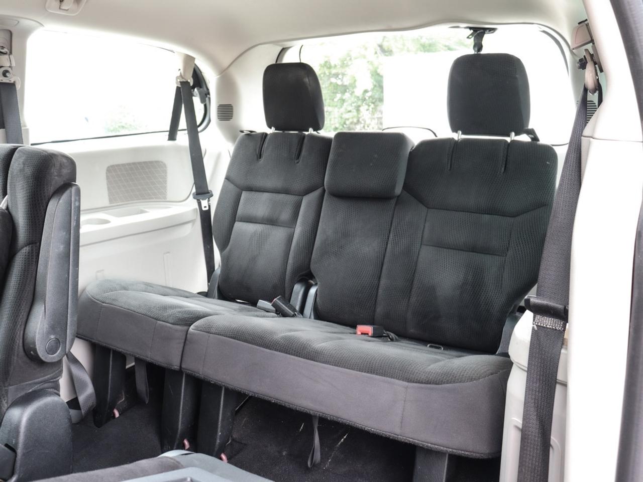 2018 Dodge Grand Caravan Canada Value Package, Stow N Go Photo