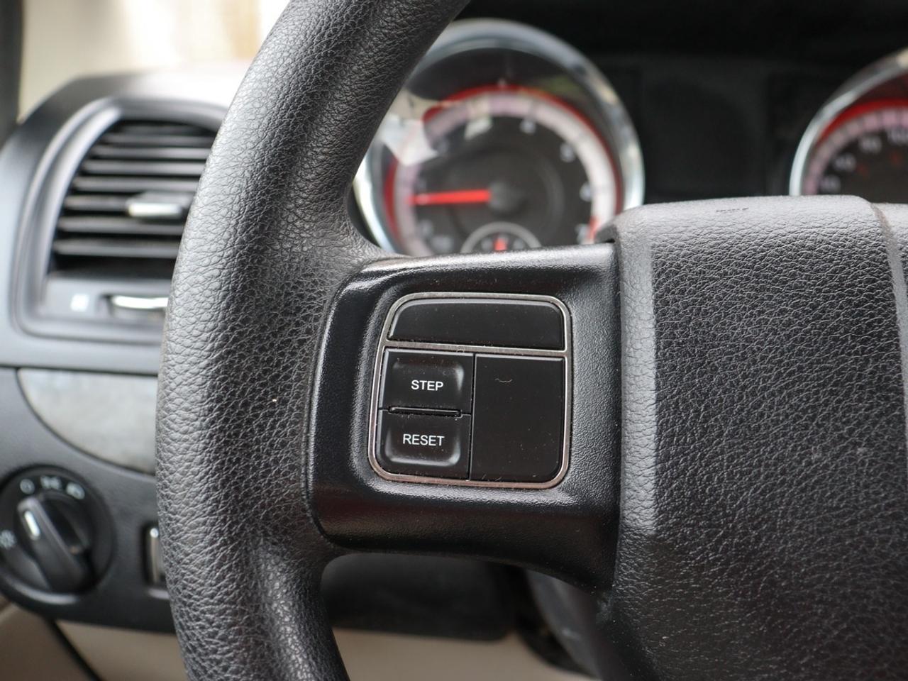 2018 Dodge Grand Caravan Canada Value Package, Stow N Go Photo