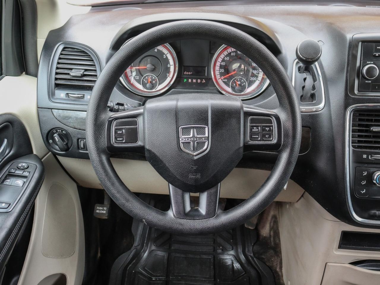 2018 Dodge Grand Caravan Canada Value Package, Stow N Go Photo