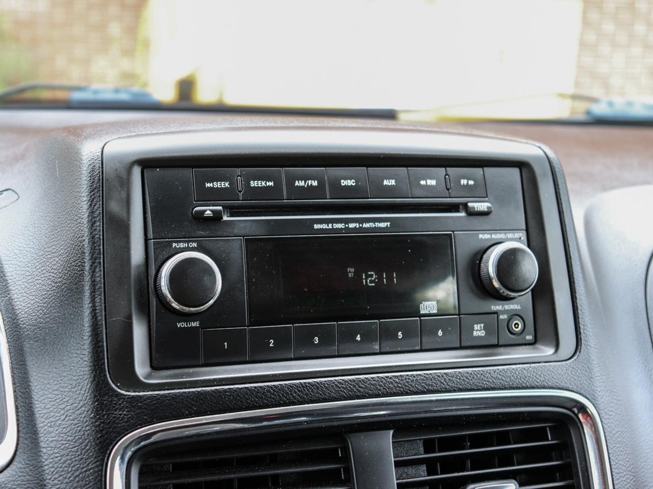 2018 Dodge Grand Caravan Canada Value Package, Stow N Go Photo