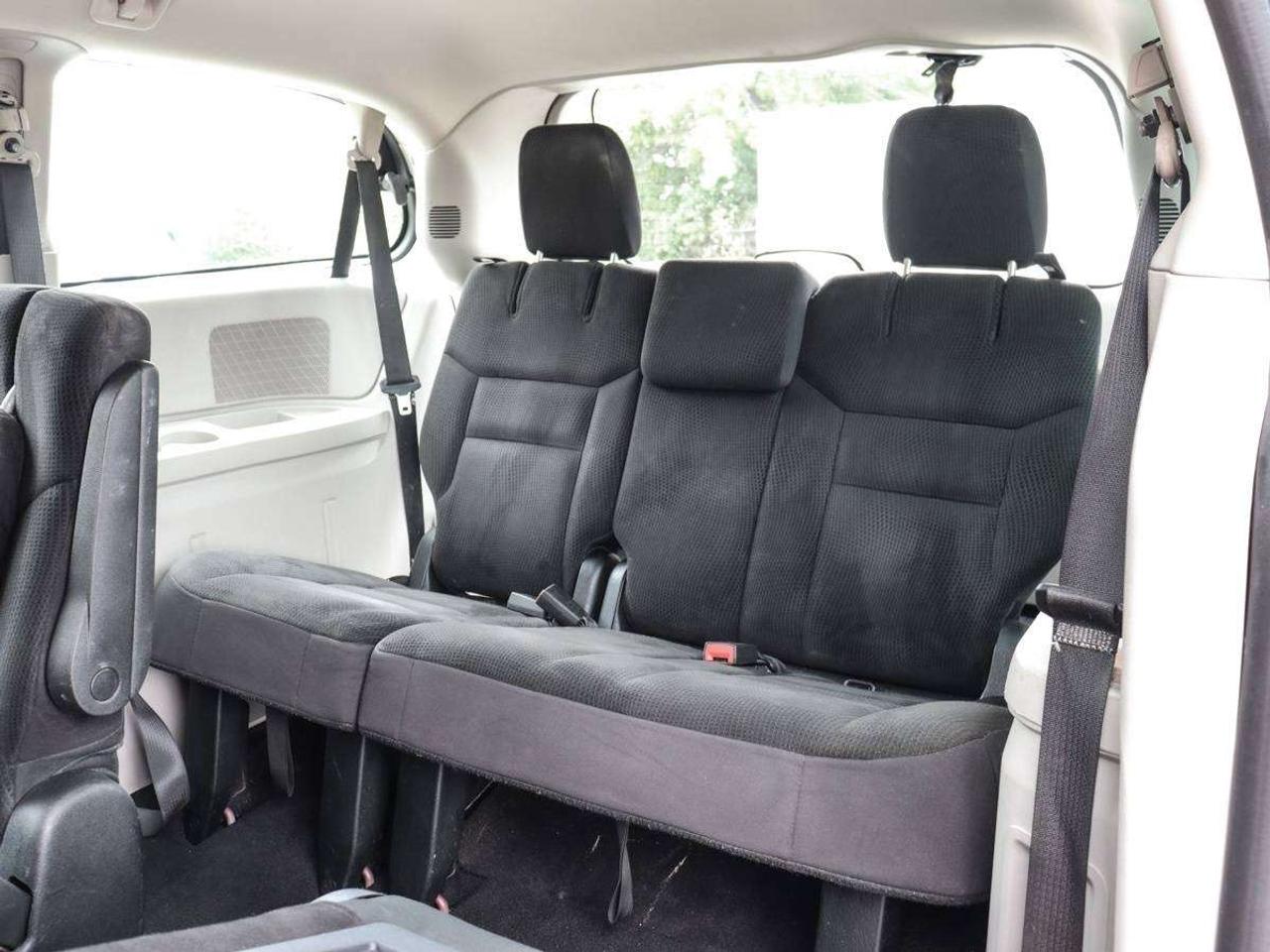 2018 Dodge Grand Caravan Canada Value Package, Stow N Go Photo