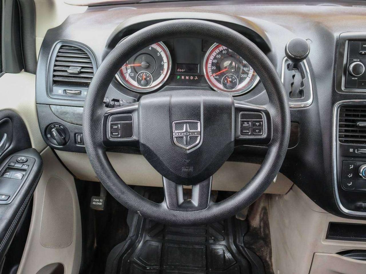 2018 Dodge Grand Caravan Canada Value Package, Stow N Go Photo