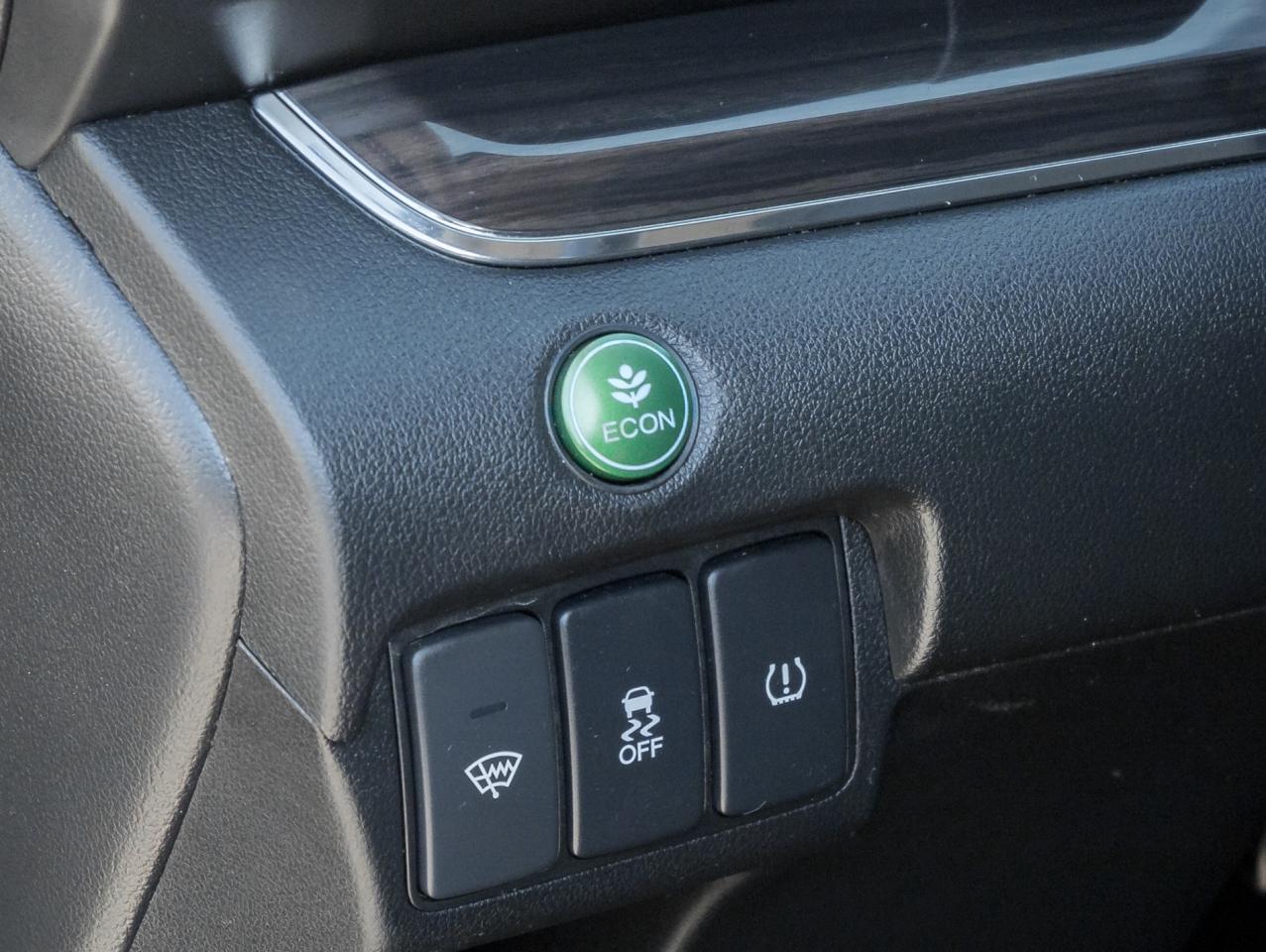 2016 Honda CR-V AWD, NO ACCIDENT, LEATHER, SUNROOF, BACKUP CAMERA, Photo