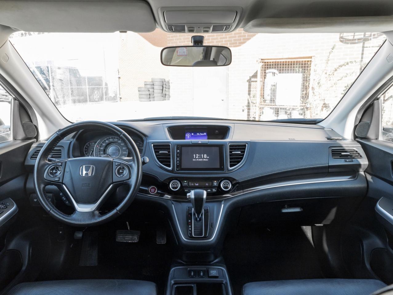 2016 Honda CR-V AWD, NO ACCIDENT, LEATHER, SUNROOF, BACKUP CAMERA, Photo