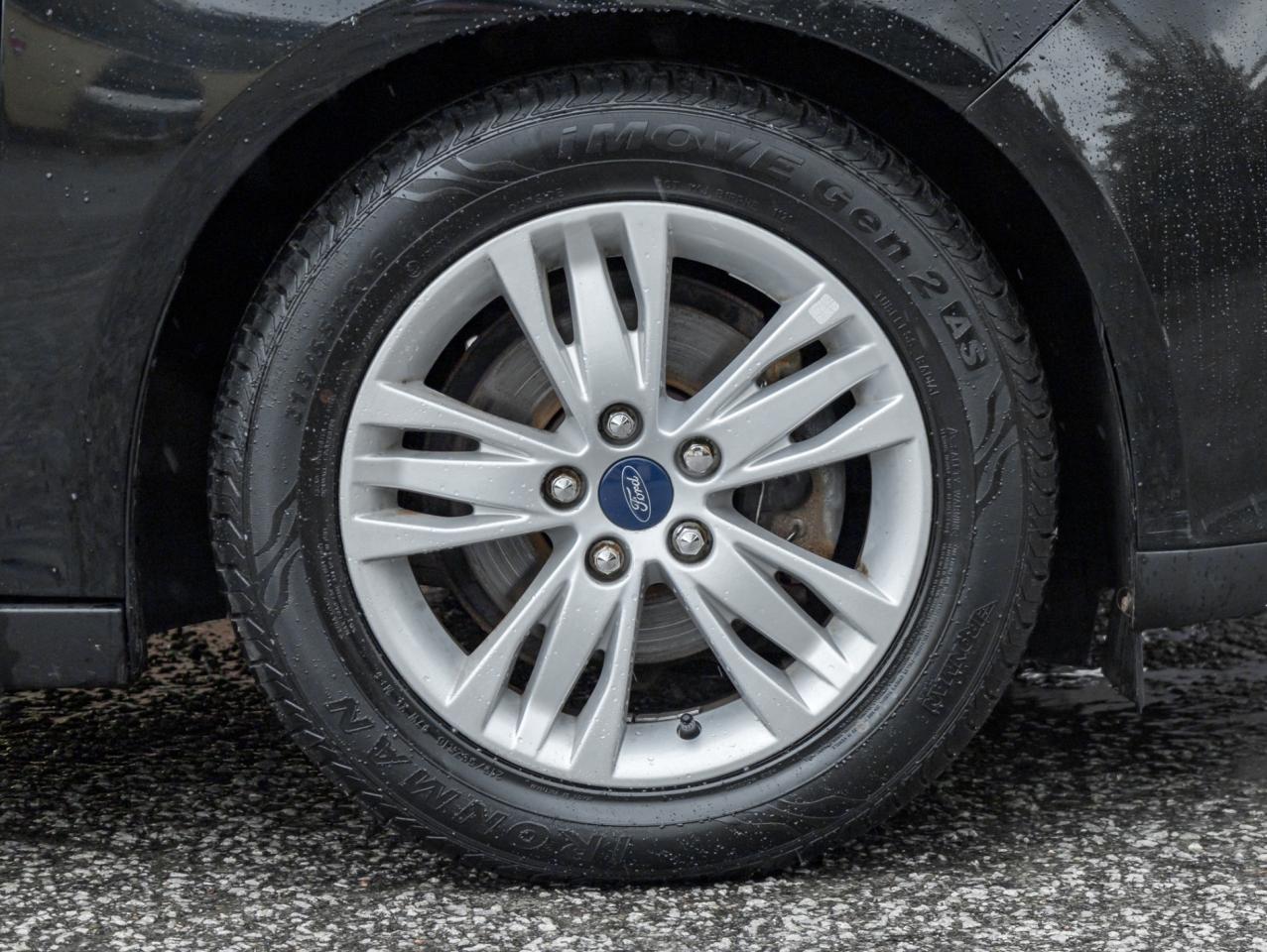 2012 Ford Focus HB SEL Photo