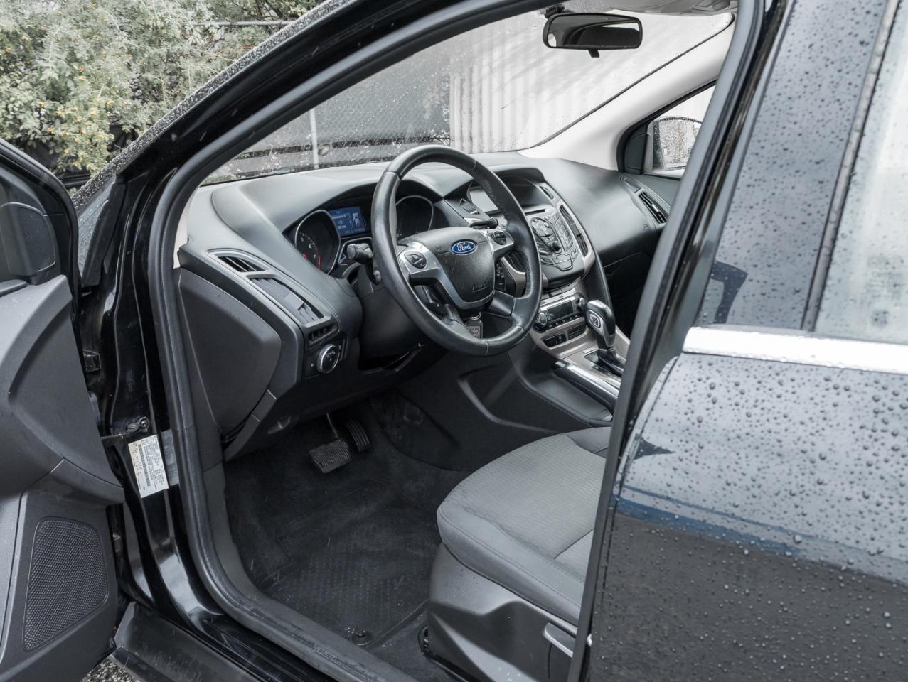 2012 Ford Focus HB SEL Photo