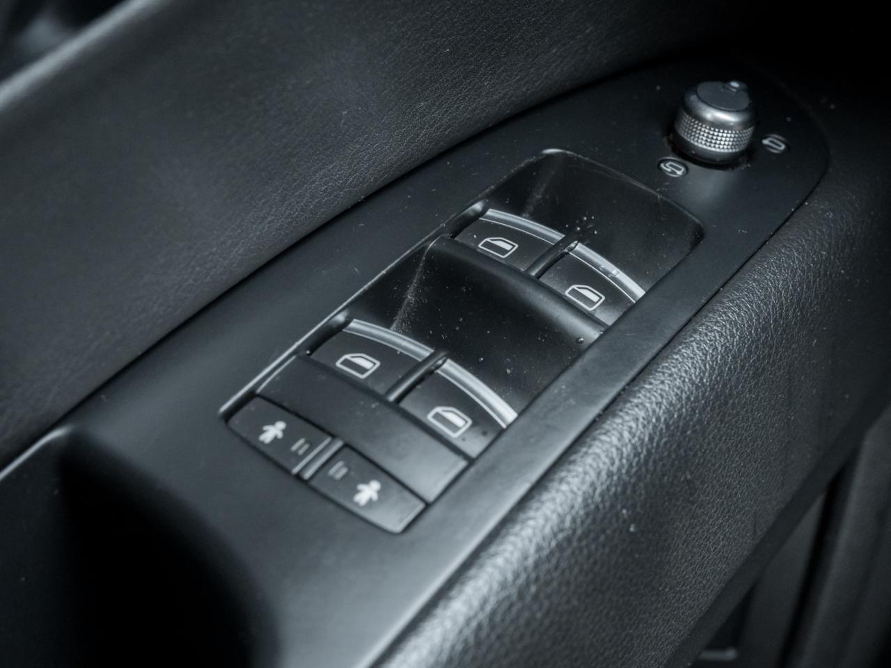 2015 Audi Q7 Quattro 4dr 3.0L TDI Progressive !! EXCELLENT COND Photo