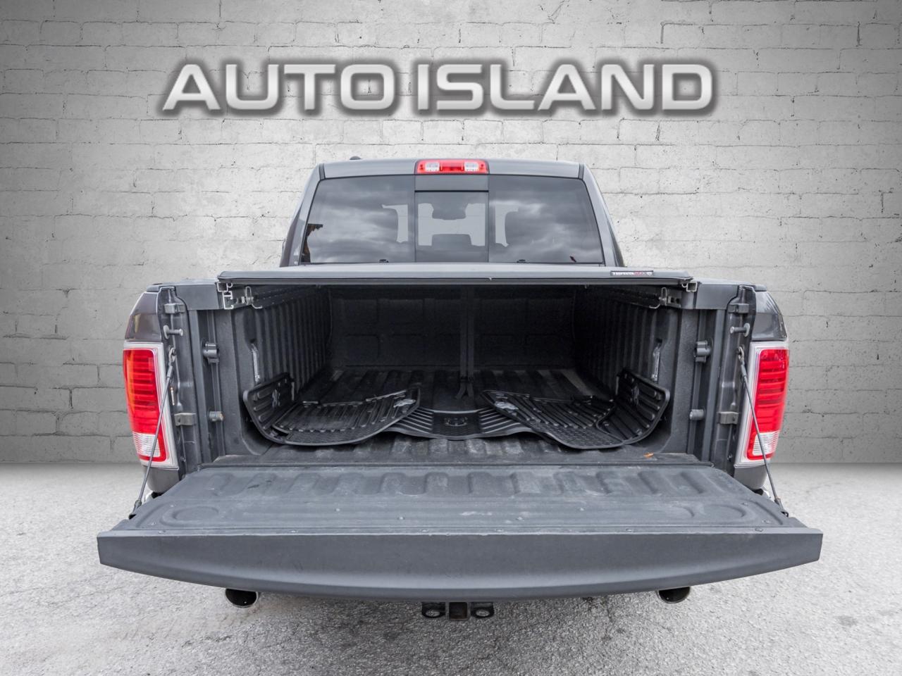 2017 RAM 1500 4WD Crew Cab 140.5 Laramie, NO ACCIDENT, LEATHER, Photo