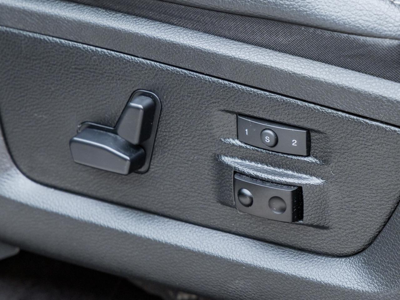 2017 RAM 1500 4WD Crew Cab 140.5 Laramie, NO ACCIDENT, LEATHER, Photo