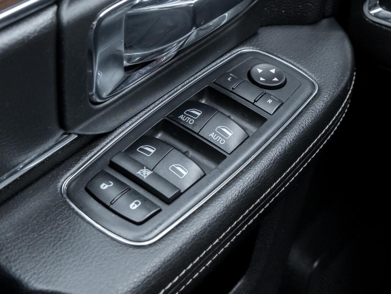 2017 RAM 1500 4WD Crew Cab 140.5 Laramie, NO ACCIDENT, LEATHER, Photo