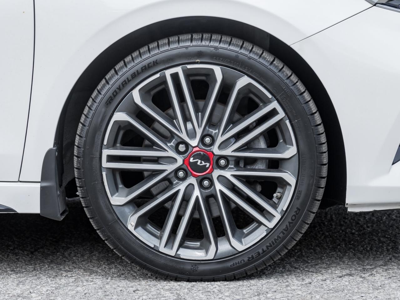 2023 Kia Forte GT Limited DCT -Dealer Serviced-BOSE-Vent Seats-Le Photo3