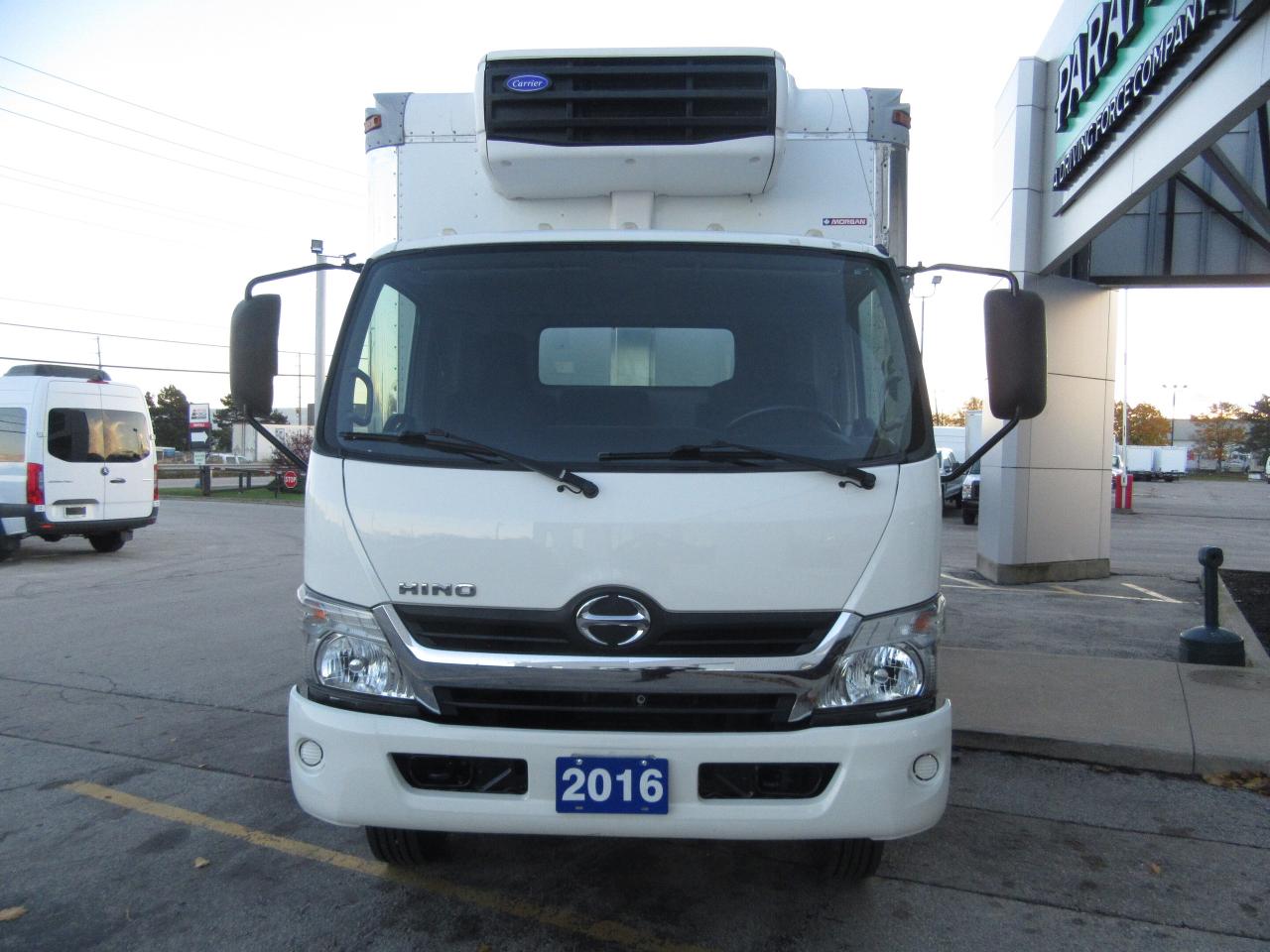 2016 Hino 195 18FT BOX LOW TEMP REEFER POWER LIFTGATE Photo