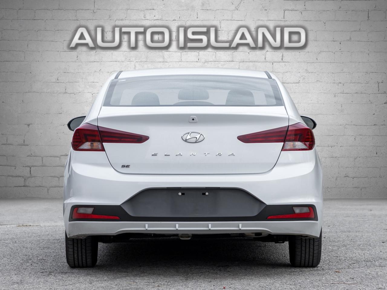 2019 Hyundai Elantra SE-Dealer Serviced-NO Accidents-Rear Cam-Heated Se Photo