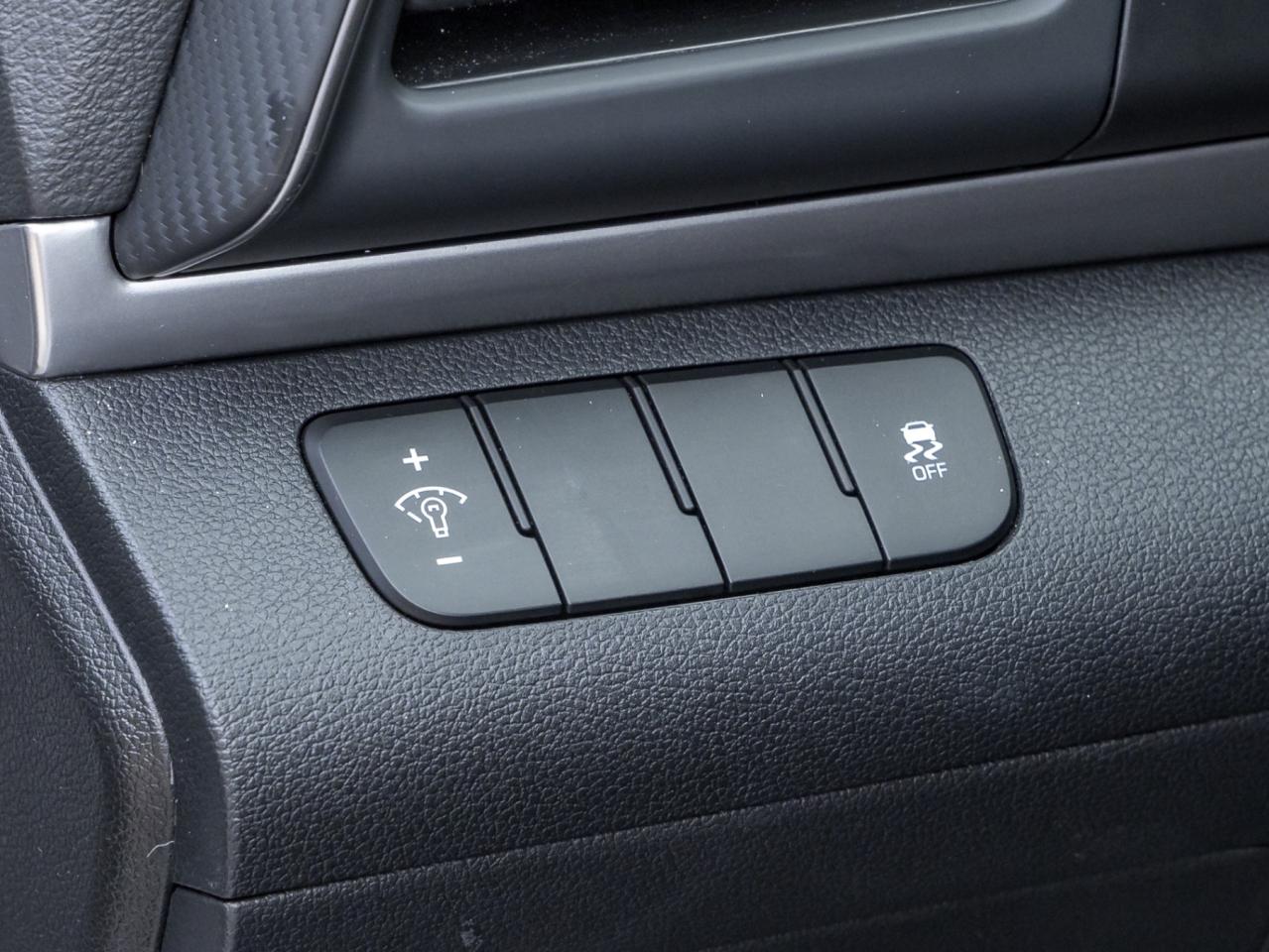 2019 Hyundai Elantra SE-Dealer Serviced-NO Accidents-Rear Cam-Heated Se Photo