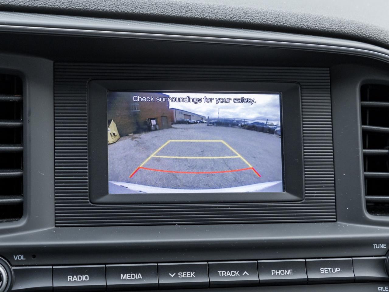 2019 Hyundai Elantra SE-Dealer Serviced-NO Accidents-Rear Cam-Heated Se Photo