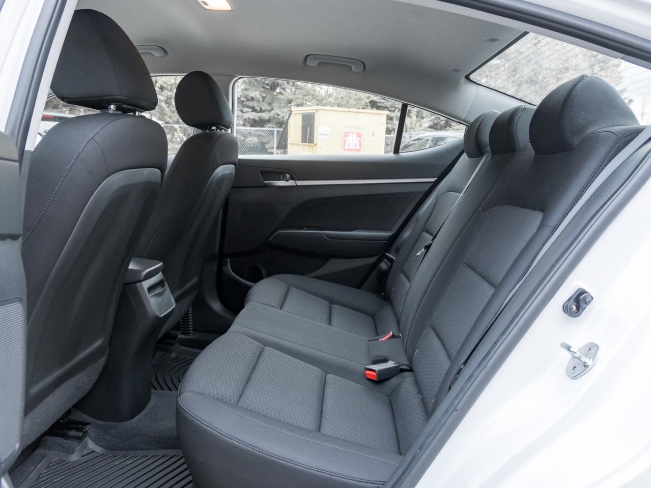 2019 Hyundai Elantra SE-Dealer Serviced-NO Accidents-Rear Cam-Heated Se Photo